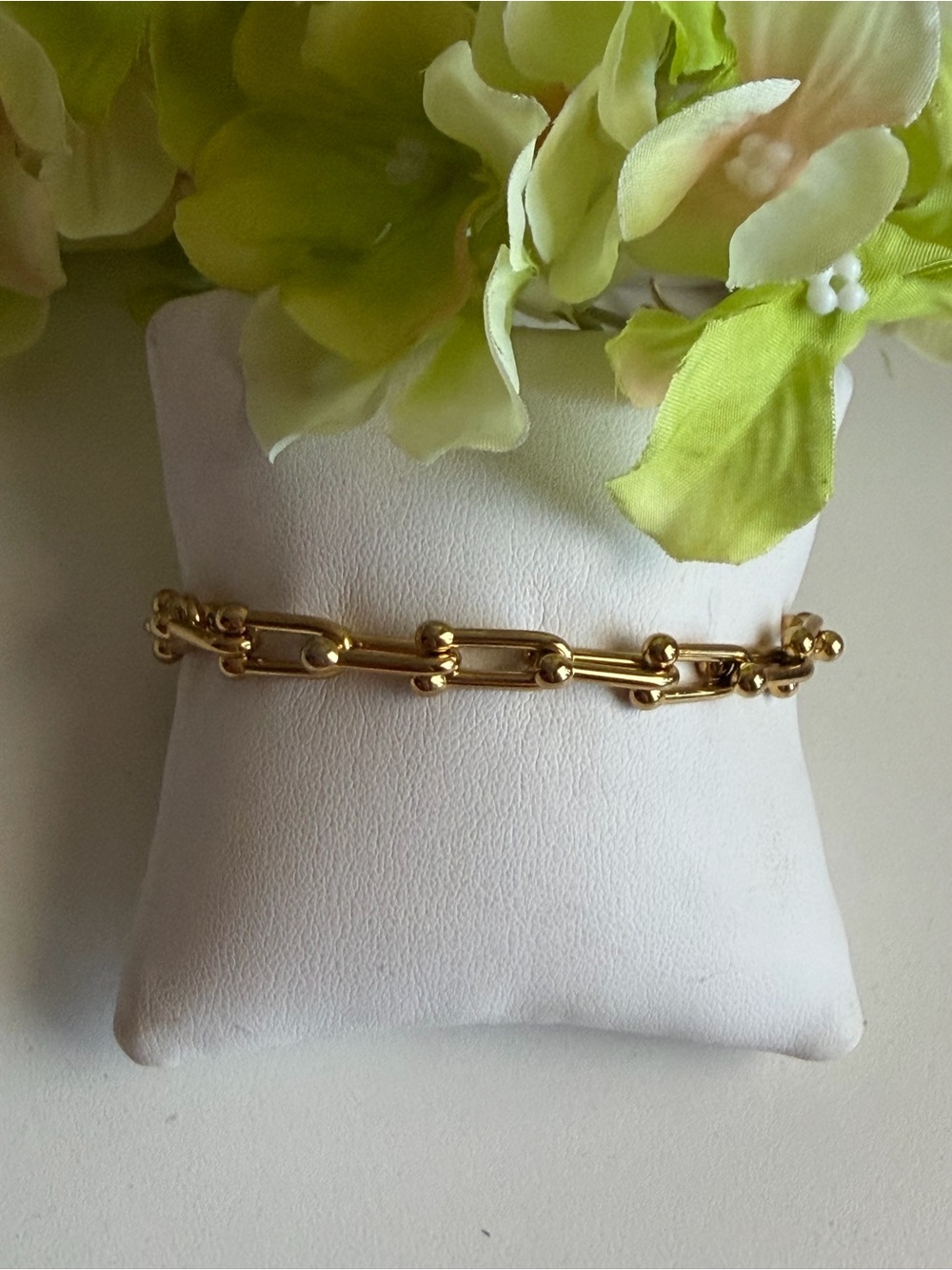 Gold Tone Link Bracelet - Elegant Women's Jewelry